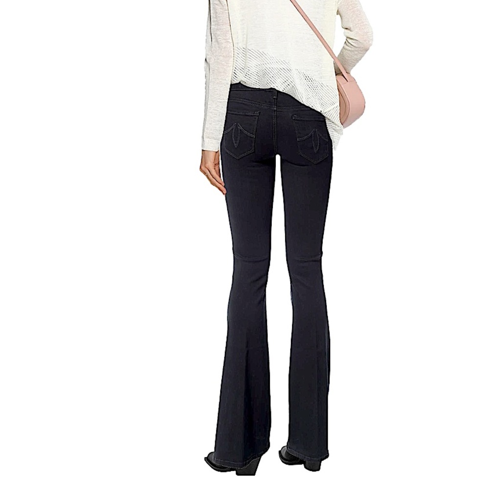Anthropologie Level 99 Boot Cut Jeans Size 28